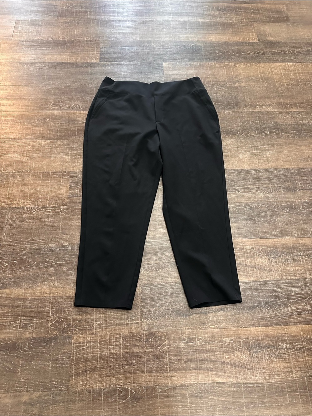 Athleta's Lightweight Black Stretch Performance Lifestyle Bottoms Size 16